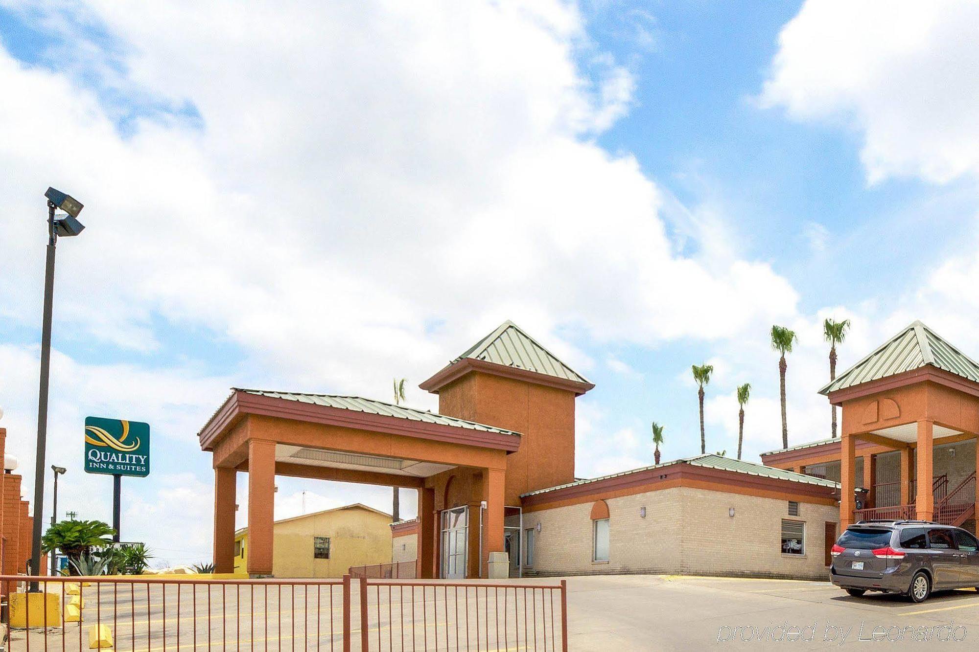 Econo Lodge Inn & Suites Eagle Pass Bagian luar foto